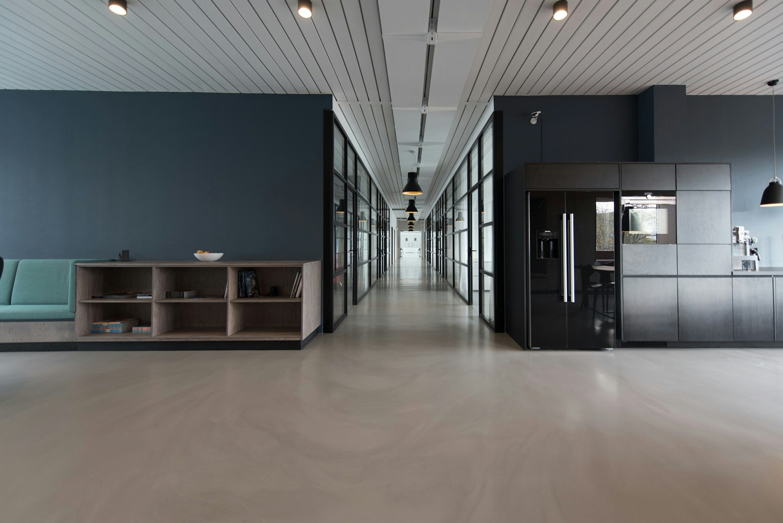 Corporate headquarters and global business network